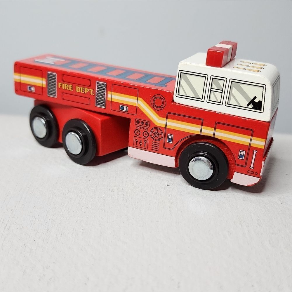 Vintage Wood And Wheels Train Set Fire Truck Fire Engine RARE Replacement